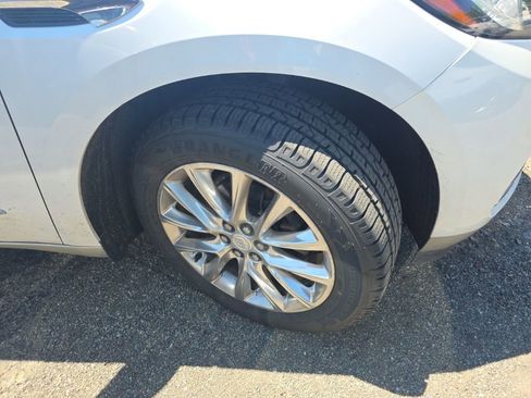 Used 2021 Buick Enclave Premium w/ Sun and Sites Package AWD/4WD image 3