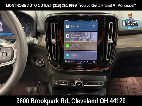 Used 2023 Volvo XC40 B5 Core image 26