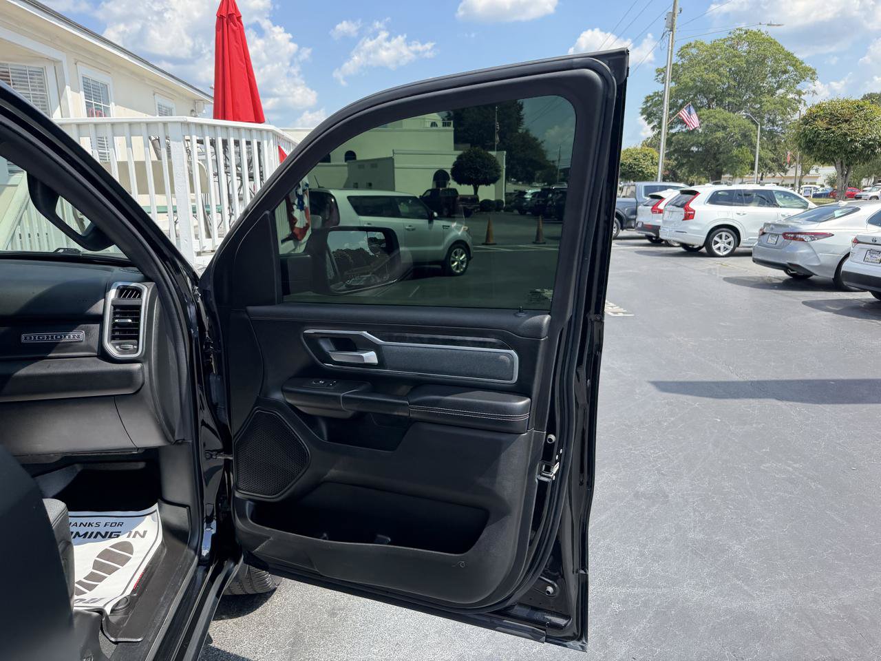 Used 2022 RAM 1500 Big Horn AWD/4WD image 24