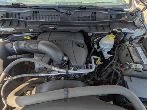 Used 2014 RAM 1500 Express AWD/4WD image 19