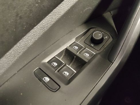 Used 2023 Volkswagen Jetta Sport FWD image 27