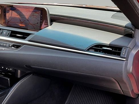 Used 2019 Lexus ES 350 w/ Accessory Package 2 FWD image 26
