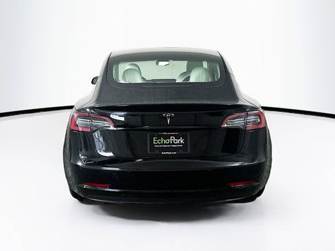 Used 2019 Tesla Model 3 Standard Range Plus image 7