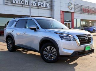 Certified 2025 Nissan Pathfinder SV FWD video 1