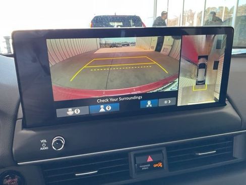 New 2026 Honda Pilot Touring image 18