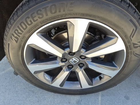Certified 2023 Honda Pilot Elite image 7
