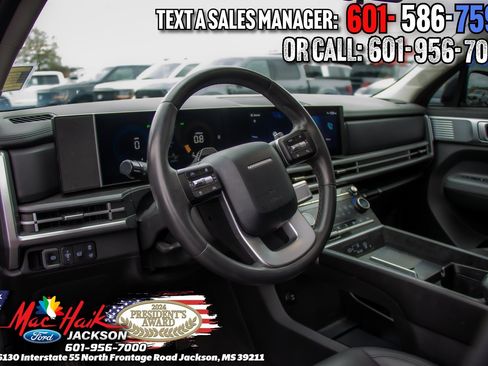 Used 2024 Hyundai Santa Fe XRT image 6