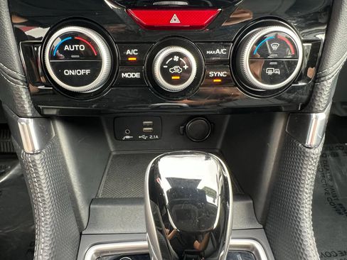 Used 2024 Subaru Forester Limited AWD/4WD image 44