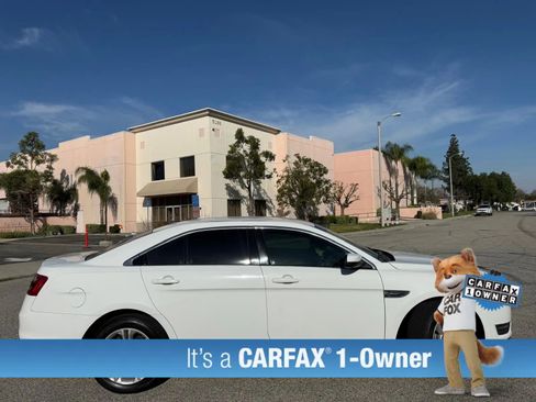 Used 2018 Ford Taurus SEL w/ Equipment Group 201A image 2