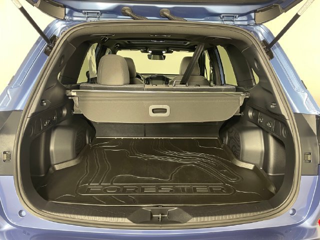Used 2025 Subaru Forester Premium AWD/4WD image 19