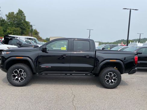 New 2026 GMC Canyon AT4X image 2