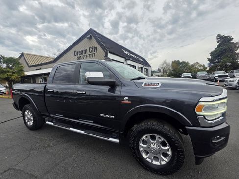 Used 2020 RAM 3500 Laramie AWD/4WD image 4