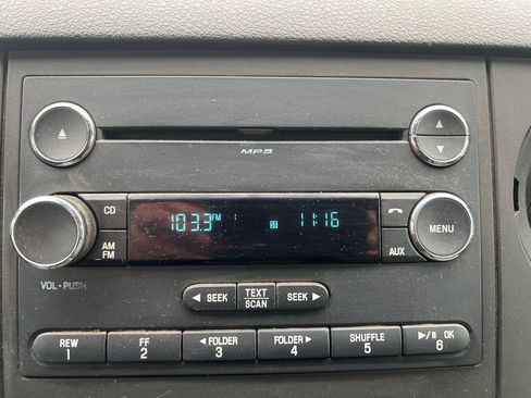 Used 2015 Ford F550 4x4 Regular Cab Super Duty image 26