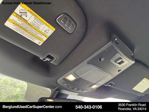 Used 2016 Ford F150 Platinum w/ Equipment Group 701A Luxury image 26