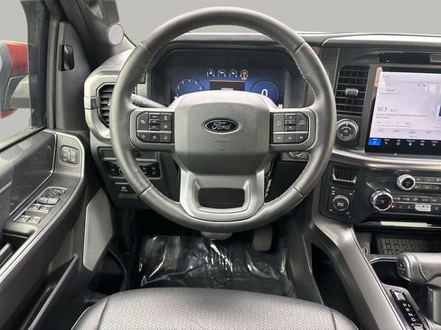 Used 2025 Ford F150 Lariat w/ Equipment Group 502A High image 14