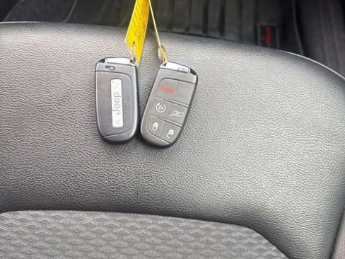 Used 2022 Jeep Compass Latitude w/ Convenience Group image 18