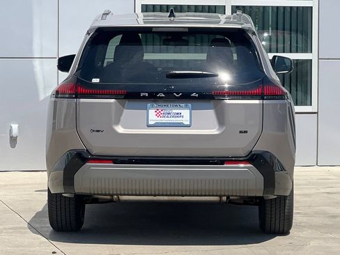 New 2026 Toyota RAV4 SE FWD image 5