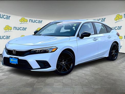 Used 2024 Honda Civic Sport image 3