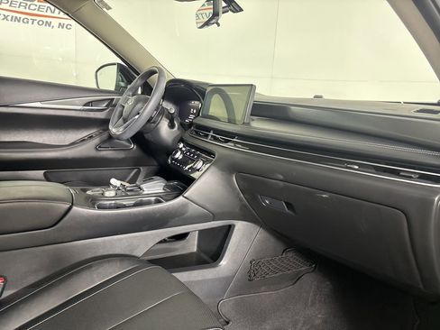 Used 2023 INFINITI QX60 Luxe w/ Vision Package AWD/4WD image 31