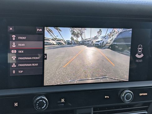 Used 2023 Porsche Macan Turbo image 26