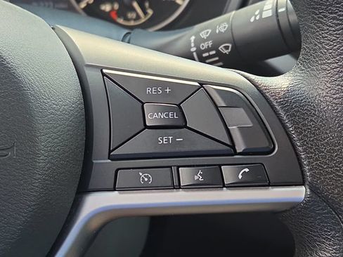 Used 2024 Nissan Altima 2.5 SV FWD image 23