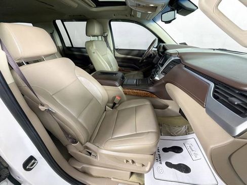 Used 2017 Chevrolet Suburban Premier image 29