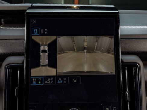 Used 2026 GMC Yukon AT4 Ultimate image 24