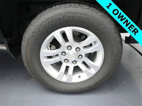 Used 2019 Chevrolet Silverado 1500 LT w/ Texas Edition image 12
