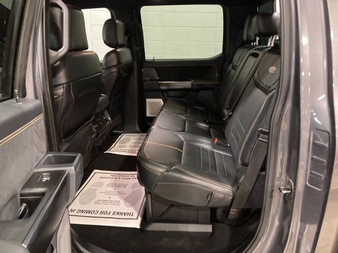 Used 2023 Ford F350 Platinum image 21