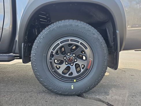 New 2026 Nissan Frontier PRO-4X w/ Pro Premium Package AWD/4WD image 35