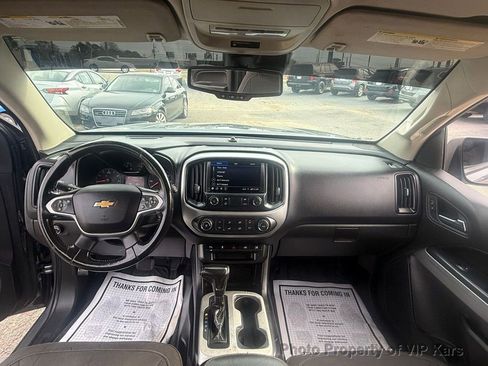 Used 2021 Chevrolet Colorado LT w/ Fleet Safety Package image 17