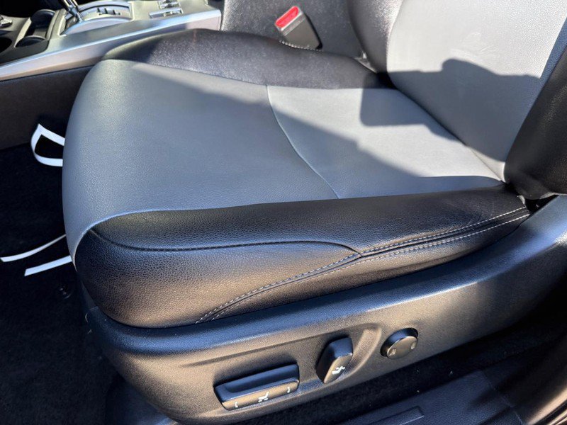 Used 2018 Toyota 4Runner SR5 Premium AWD/4WD image 17