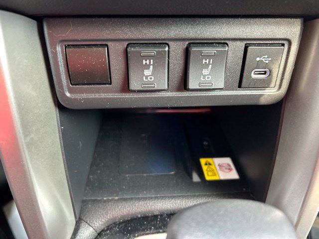 Used 2023 Toyota Corolla Cross XLE w/ Convenience Package FWD image 21