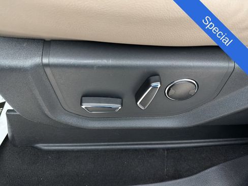 Used 2024 Ford Expedition Max Limited image 23