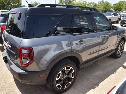 Used 2023 Ford Bronco Sport Outer Banks w/ Tech Package AWD/4WD image 6