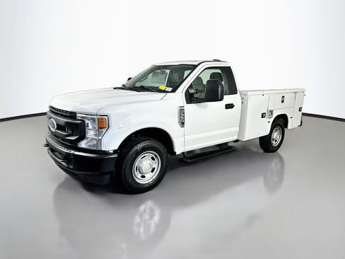 Used 2021 Ford F350 XL w/ Power Equipment Group RWD image 3