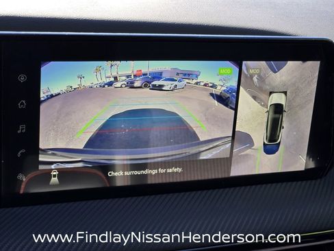 Used 2025 Nissan Kicks SR FWD image 27