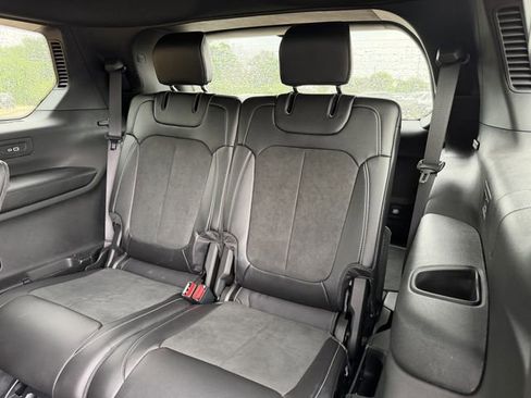New 2025 Jeep Grand Cherokee L Altitude RWD image 18