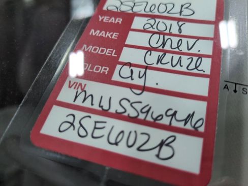 Used 2018 Chevrolet Cruze LT w/ Convenience Package image 23