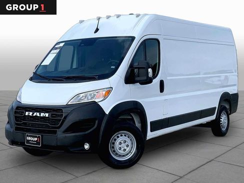 Used 2025 RAM ProMaster 2500 w/ Convenience Group FWD image 1