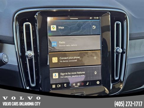 Used 2025 Volvo XC40 B5 Core w/ Protection Package Premier image 12