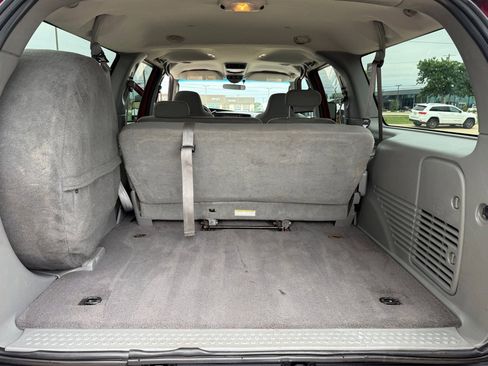 Used 2005 Ford Excursion XLT AWD/4WD image 22