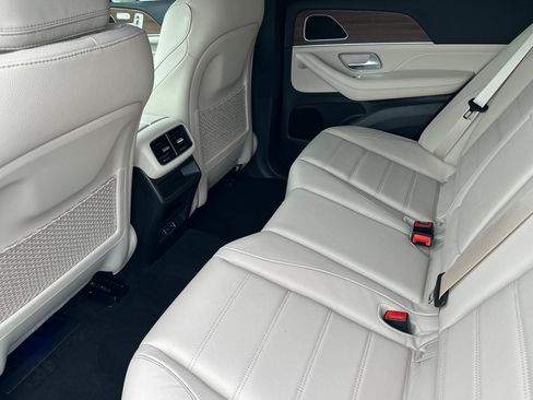 New 2026 Mercedes-Benz GLE 450 4MATIC Coupe image 12
