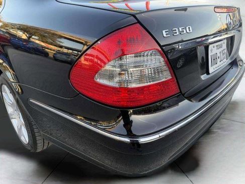 Used 2008 Mercedes-Benz E 350 4MATIC Sedan image 12