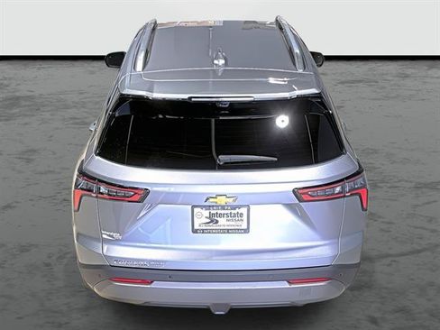 Used 2025 Chevrolet Equinox LT w/ Convenience Package II AWD/4WD image 3