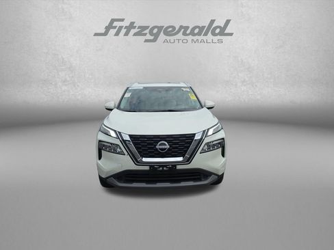 Used 2023 Nissan Rogue SV w/ SV Premium B Package AWD/4WD image 2