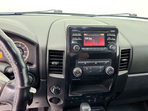 Used 2014 Nissan Titan SV w/ SV Value Truck Package AWD/4WD image 17