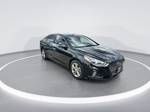 Used 2019 Hyundai Sonata SEL image 2