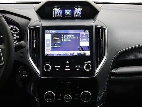 Used 2024 Subaru Forester Touring image 33