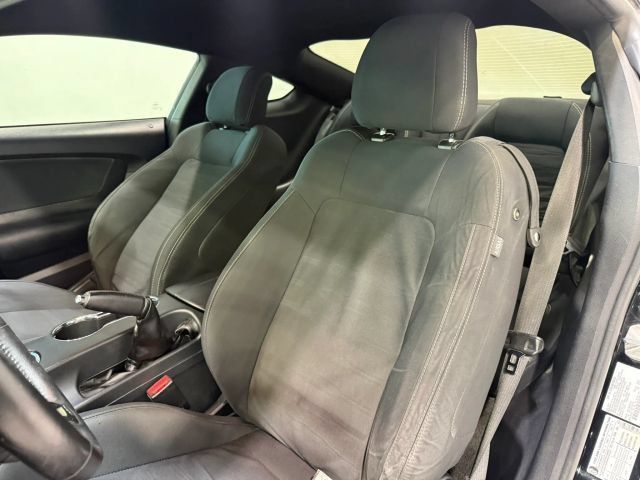 Used 2016 Ford Mustang GT RWD image 19